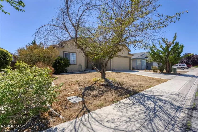 465 Jennys, Fernley, Nevada 89408, 3 Bedrooms Bedrooms, ,2 BathroomsBathrooms,Residential,Residential,Jennys,250054765