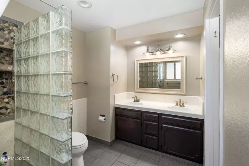 14250 Rancheros, Reno, Nevada 89521, 3 Bedrooms Bedrooms, ,3 BathroomsBathrooms,Residential,Residential,Rancheros,250054772
