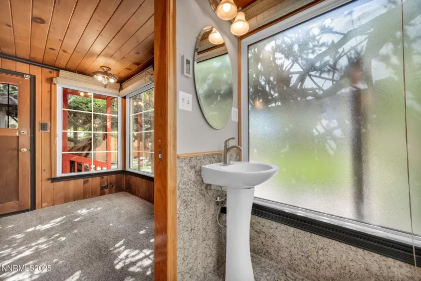 1633 Knox, Reno, Nevada 89509, 3 Bedrooms Bedrooms, ,3 BathroomsBathrooms,Residential,Residential,Knox,250054775