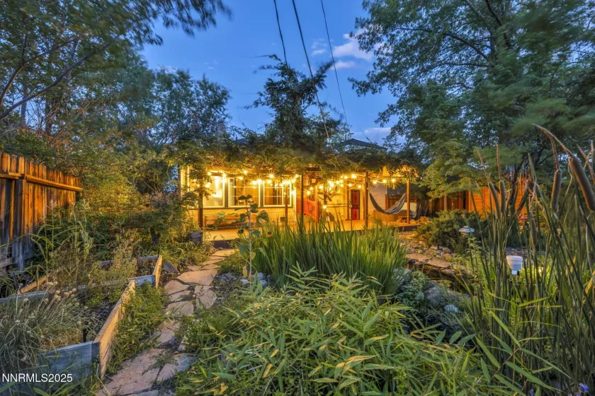 1633 Knox, Reno, Nevada 89509, 3 Bedrooms Bedrooms, ,3 BathroomsBathrooms,Residential,Residential,Knox,250054775