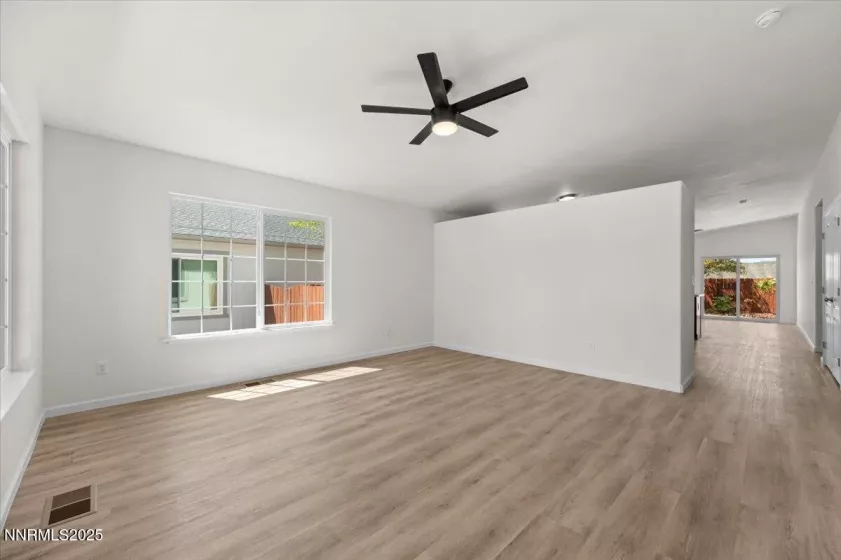17661 Papa Bear, Reno, Nevada 89508, 3 Bedrooms Bedrooms, ,2 BathroomsBathrooms,Residential,Residential,Papa Bear,250054778