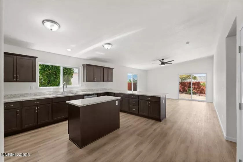 17661 Papa Bear, Reno, Nevada 89508, 3 Bedrooms Bedrooms, ,2 BathroomsBathrooms,Residential,Residential,Papa Bear,250054778