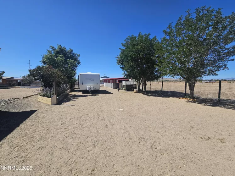 3325 Rawhide, Silver Springs, Nevada 89429, 3 Bedrooms Bedrooms, ,2 BathroomsBathrooms,Residential,Residential,Rawhide,250054781