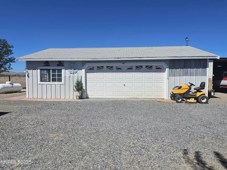 3325 Rawhide, Silver Springs, Nevada 89429, 3 Bedrooms Bedrooms, ,2 BathroomsBathrooms,Residential,Residential,Rawhide,250054781