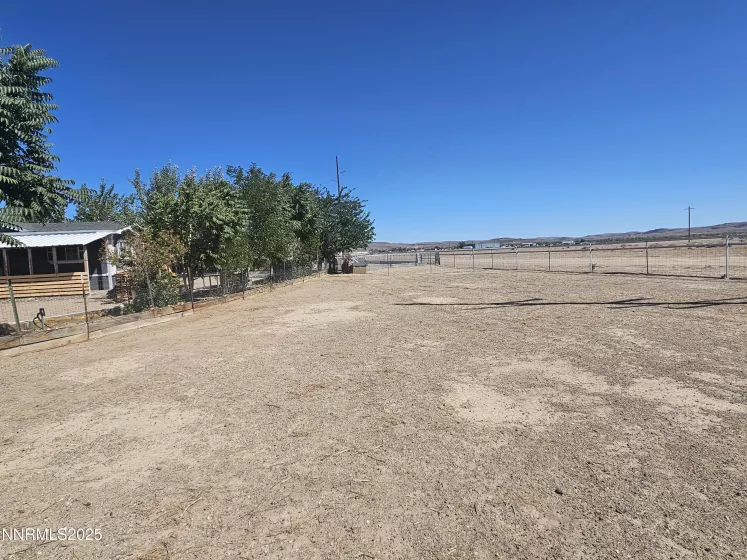3325 Rawhide, Silver Springs, Nevada 89429, 3 Bedrooms Bedrooms, ,2 BathroomsBathrooms,Residential,Residential,Rawhide,250054781