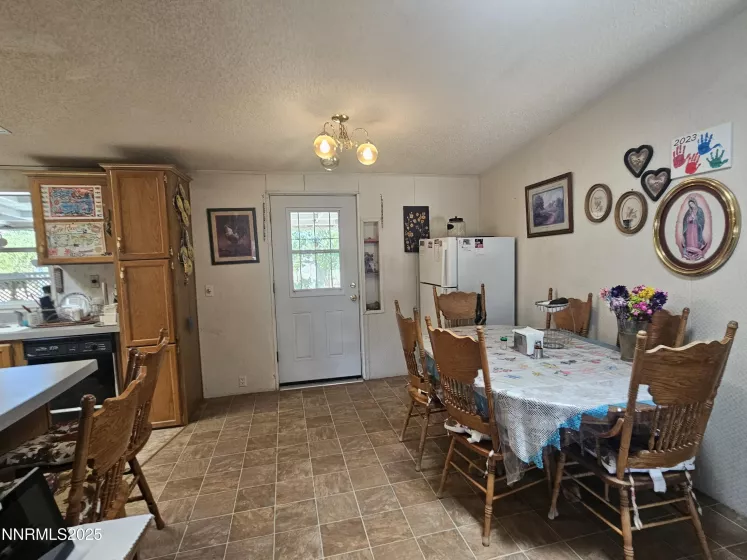 3325 Rawhide, Silver Springs, Nevada 89429, 3 Bedrooms Bedrooms, ,2 BathroomsBathrooms,Residential,Residential,Rawhide,250054781