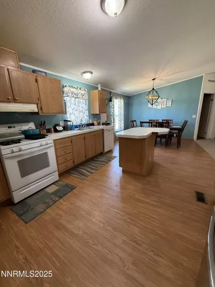 4570 Pogonip, Winnemucca, Nevada 89445, 4 Bedrooms Bedrooms, ,2 BathroomsBathrooms,Residential,Residential,Pogonip,250054783