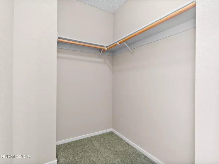 Walk-in closet