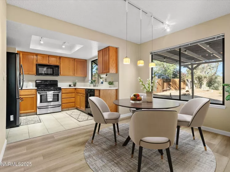 5721 Royal Vista, Reno, Nevada 89523, 2 Bedrooms Bedrooms, ,3 BathroomsBathrooms,Residential,Residential,Royal Vista,250054785