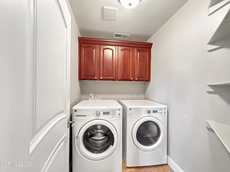 6348 Chilhowee, Sparks, Nevada 89436, 3 Bedrooms Bedrooms, ,3 BathroomsBathrooms,Residential,Residential,Chilhowee,250051970