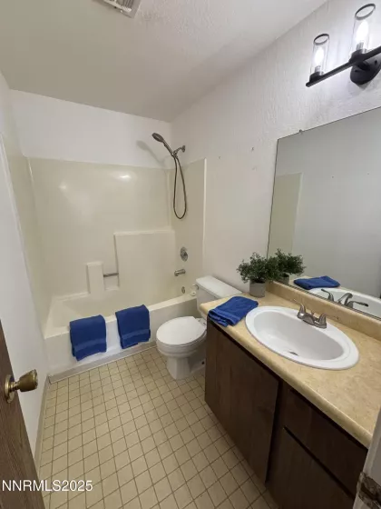 4801 Reggie, Reno, Nevada 89502, 2 Bedrooms Bedrooms, ,2 BathroomsBathrooms,Residential,Residential,Reggie,250054788