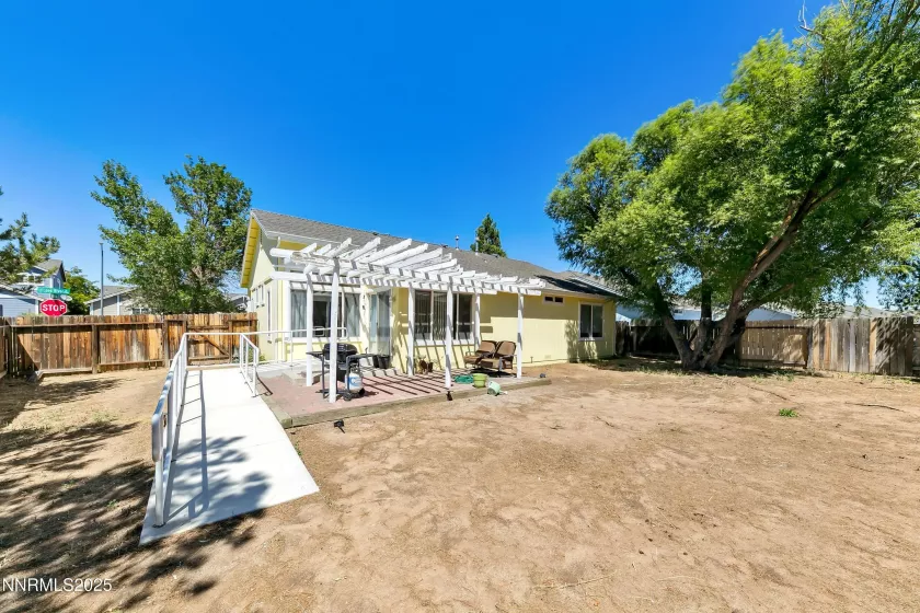 9597 Long River, Reno, Nevada 89506, 3 Bedrooms Bedrooms, ,2 BathroomsBathrooms,Residential,Residential,Long River,250054789