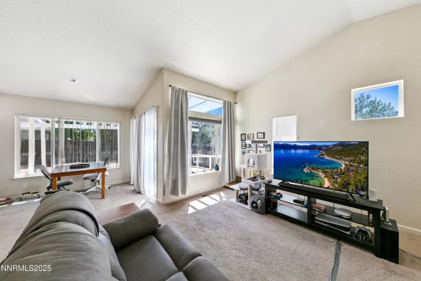 9597 Long River, Reno, Nevada 89506, 3 Bedrooms Bedrooms, ,2 BathroomsBathrooms,Residential,Residential,Long River,250054789