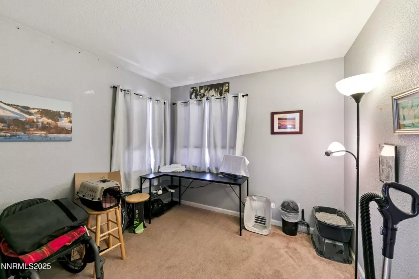 9597 Long River, Reno, Nevada 89506, 3 Bedrooms Bedrooms, ,2 BathroomsBathrooms,Residential,Residential,Long River,250054789