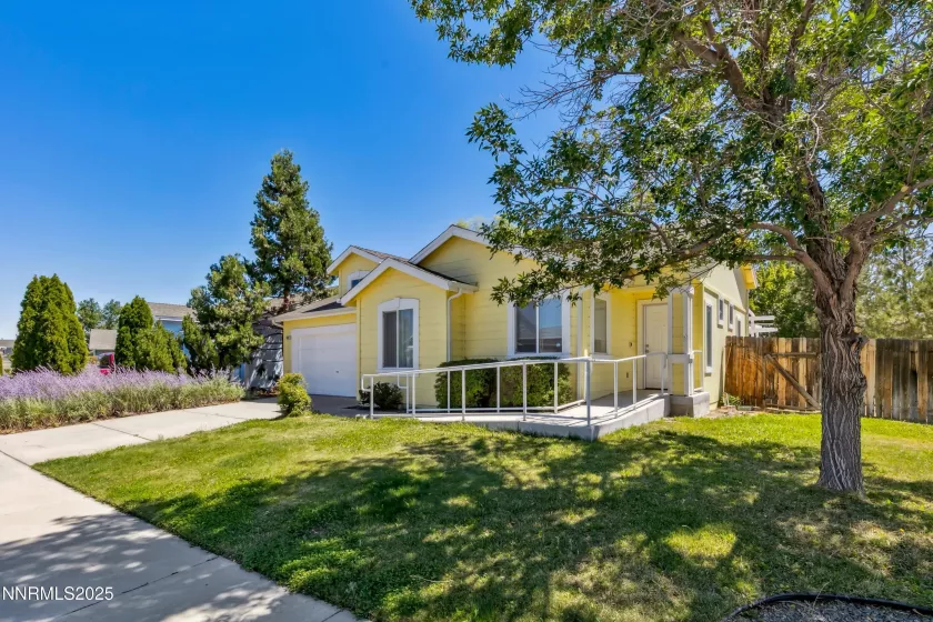 9597 Long River, Reno, Nevada 89506, 3 Bedrooms Bedrooms, ,2 BathroomsBathrooms,Residential,Residential,Long River,250054789