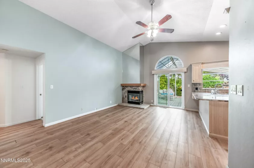4413 Garratt, Sparks, Nevada 89436, 3 Bedrooms Bedrooms, ,2 BathroomsBathrooms,Residential,Residential,Garratt,250054791