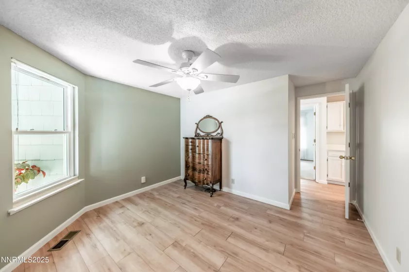 4413 Garratt, Sparks, Nevada 89436, 3 Bedrooms Bedrooms, ,2 BathroomsBathrooms,Residential,Residential,Garratt,250054791