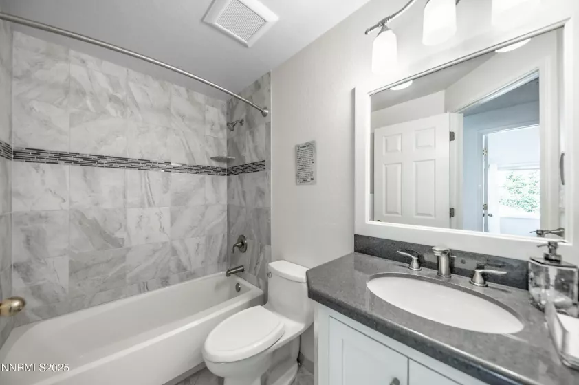 4413 Garratt, Sparks, Nevada 89436, 3 Bedrooms Bedrooms, ,2 BathroomsBathrooms,Residential,Residential,Garratt,250054791