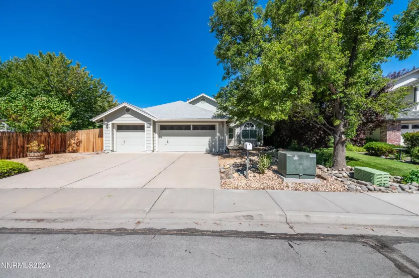 4413 Garratt, Sparks, Nevada 89436, 3 Bedrooms Bedrooms, ,2 BathroomsBathrooms,Residential,Residential,Garratt,250054791
