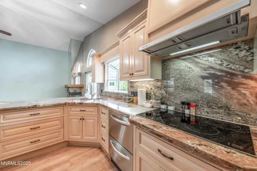 4413 Garratt, Sparks, Nevada 89436, 3 Bedrooms Bedrooms, ,2 BathroomsBathrooms,Residential,Residential,Garratt,250054791