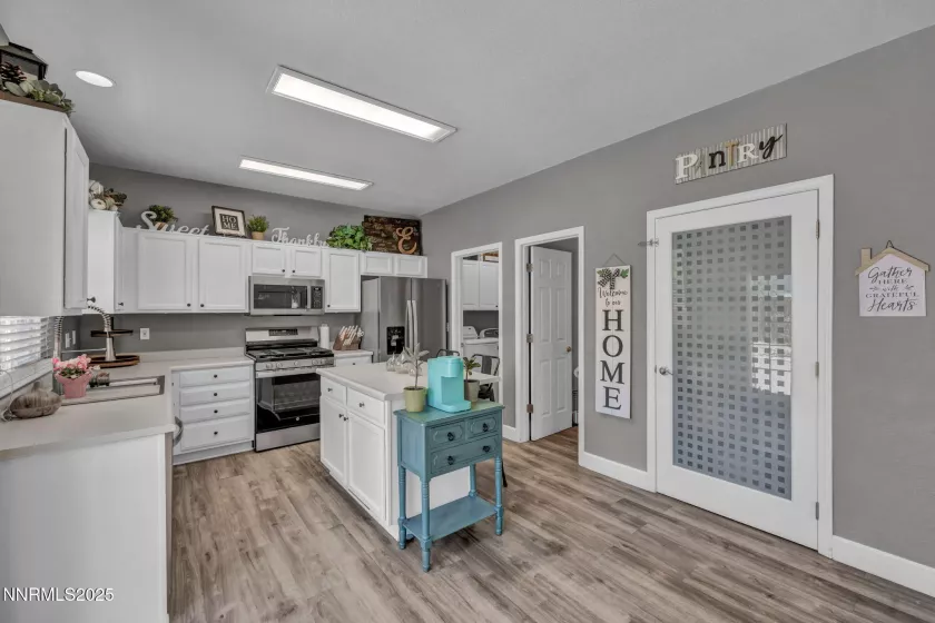 509 Vail, Dayton, Nevada 89403, 3 Bedrooms Bedrooms, ,3 BathroomsBathrooms,Residential,Residential,Vail,250054792