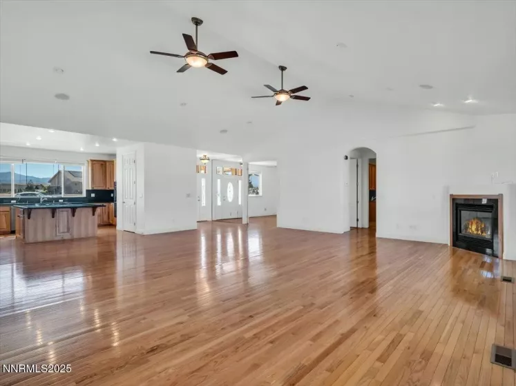 1696 Benton, Minden, Nevada 89423, 4 Bedrooms Bedrooms, ,3 BathroomsBathrooms,Residential,Residential,Benton,250054794