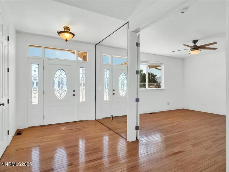 1696 Benton, Minden, Nevada 89423, 4 Bedrooms Bedrooms, ,3 BathroomsBathrooms,Residential,Residential,Benton,250054794