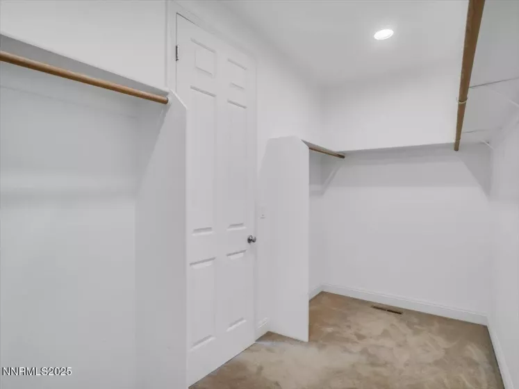 1696 Benton, Minden, Nevada 89423, 4 Bedrooms Bedrooms, ,3 BathroomsBathrooms,Residential,Residential,Benton,250054794