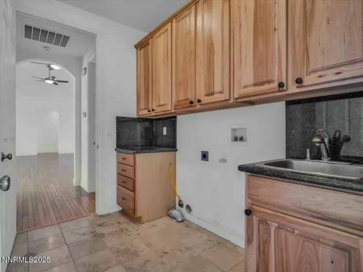 1696 Benton, Minden, Nevada 89423, 4 Bedrooms Bedrooms, ,3 BathroomsBathrooms,Residential,Residential,Benton,250054794