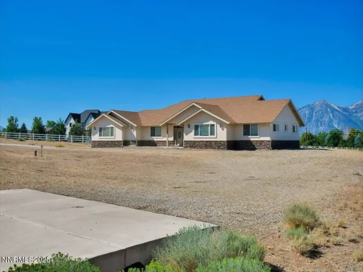 1696 Benton, Minden, Nevada 89423, 4 Bedrooms Bedrooms, ,3 BathroomsBathrooms,Residential,Residential,Benton,250054794
