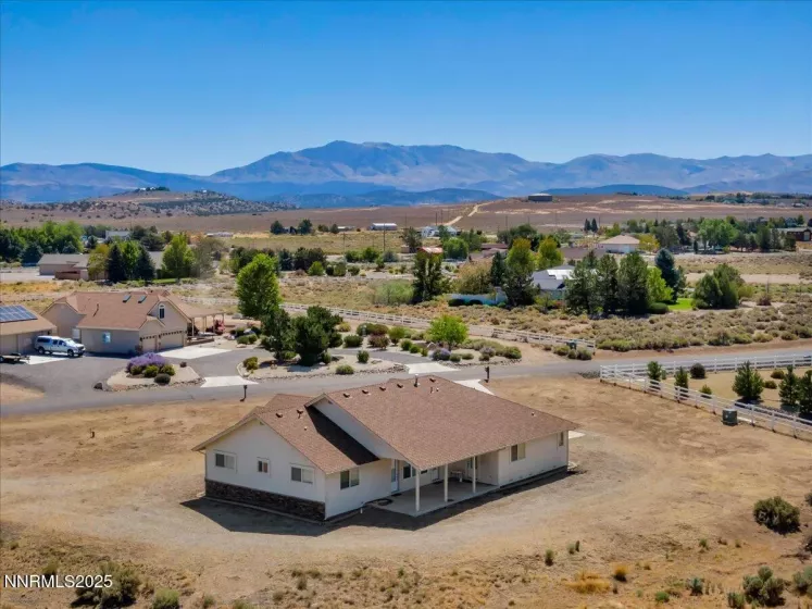 1696 Benton, Minden, Nevada 89423, 4 Bedrooms Bedrooms, ,3 BathroomsBathrooms,Residential,Residential,Benton,250054794