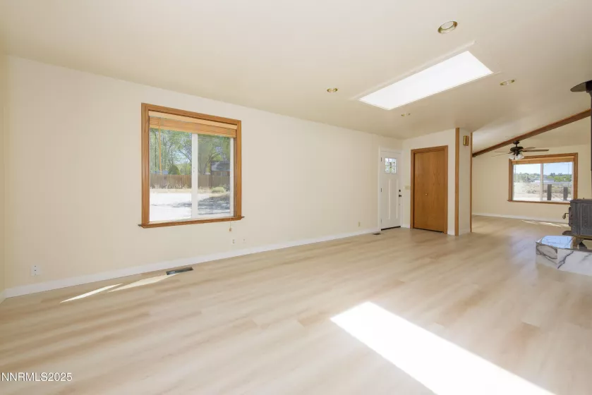 2824 Henning, Minden, Nevada 89423, 3 Bedrooms Bedrooms, ,2 BathroomsBathrooms,Residential,Residential,Henning,250054796