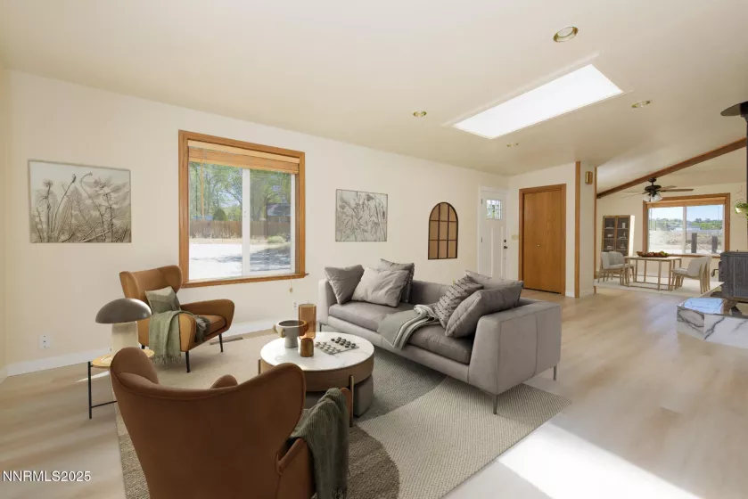 2824 Henning, Minden, Nevada 89423, 3 Bedrooms Bedrooms, ,2 BathroomsBathrooms,Residential,Residential,Henning,250054796