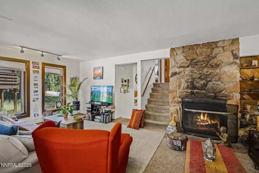 1055 Tomahawk, Incline Village, Nevada 89451, ,Residential Income,Residential,Tomahawk,250054809