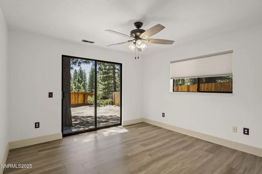 1055 Tomahawk, Incline Village, Nevada 89451, ,Residential Income,Residential,Tomahawk,250054809