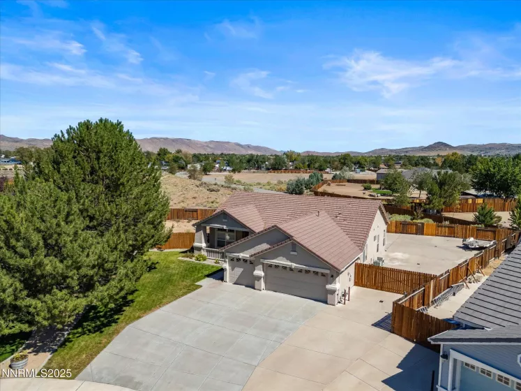 8044 Miramar, Sparks, Nevada 89436, 3 Bedrooms Bedrooms, ,2 BathroomsBathrooms,Residential,Residential,Miramar,250054810