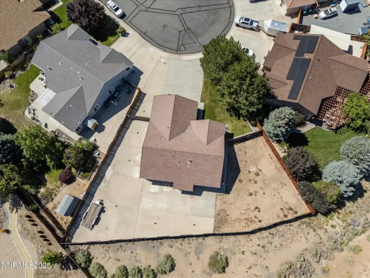 8044 Miramar, Sparks, Nevada 89436, 3 Bedrooms Bedrooms, ,2 BathroomsBathrooms,Residential,Residential,Miramar,250054810