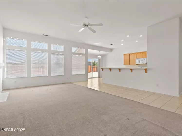 8044 Miramar, Sparks, Nevada 89436, 3 Bedrooms Bedrooms, ,2 BathroomsBathrooms,Residential,Residential,Miramar,250054810