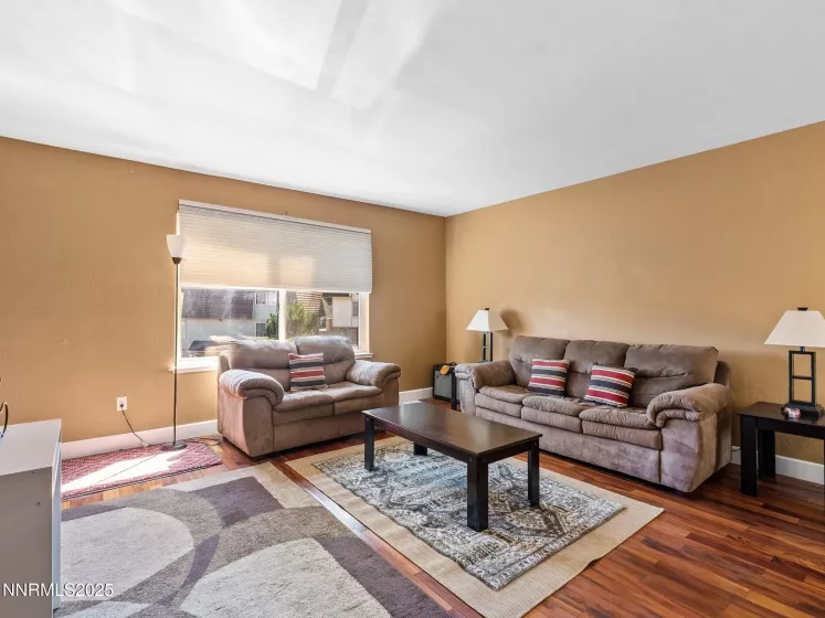 230 Bisset, Reno, Nevada 89503, 2 Bedrooms Bedrooms, ,2 BathroomsBathrooms,Residential,Residential,Bisset,250054822