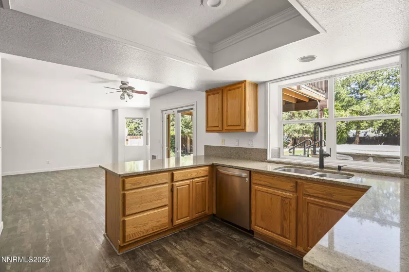 7998 Rusty, Reno, Nevada 89511, 3 Bedrooms Bedrooms, ,3 BathroomsBathrooms,Residential,Residential,Rusty,250054812