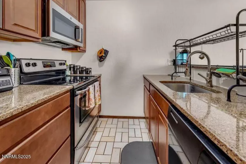 4702 Rio Poco, Reno, Nevada 89502, 2 Bedrooms Bedrooms, ,2 BathroomsBathrooms,Residential,Residential,Rio Poco,250054823