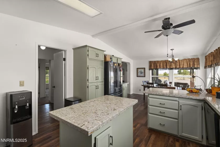 3880 Edwards, Fallon, Nevada 89406, 3 Bedrooms Bedrooms, ,2 BathroomsBathrooms,Residential,Residential,Edwards,250054825