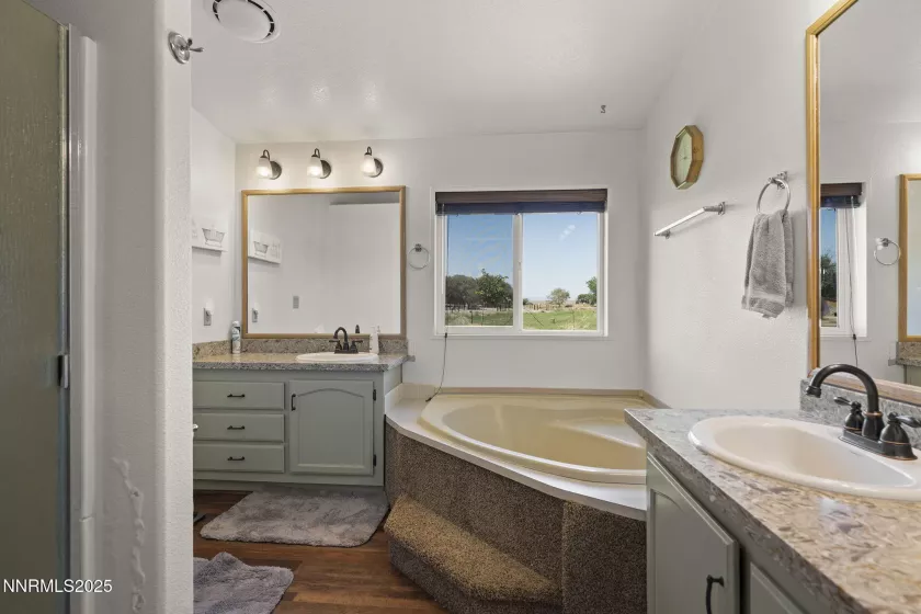 3880 Edwards, Fallon, Nevada 89406, 3 Bedrooms Bedrooms, ,2 BathroomsBathrooms,Residential,Residential,Edwards,250054825