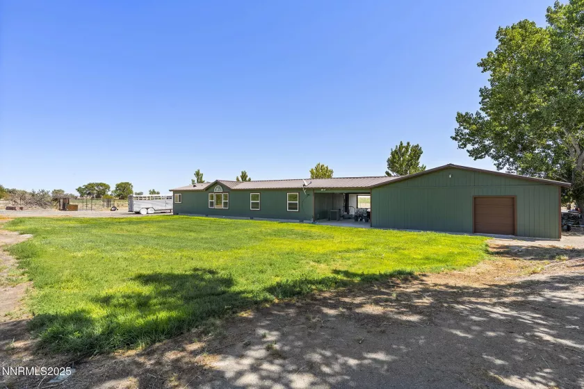 3880 Edwards, Fallon, Nevada 89406, 3 Bedrooms Bedrooms, ,2 BathroomsBathrooms,Residential,Residential,Edwards,250054825