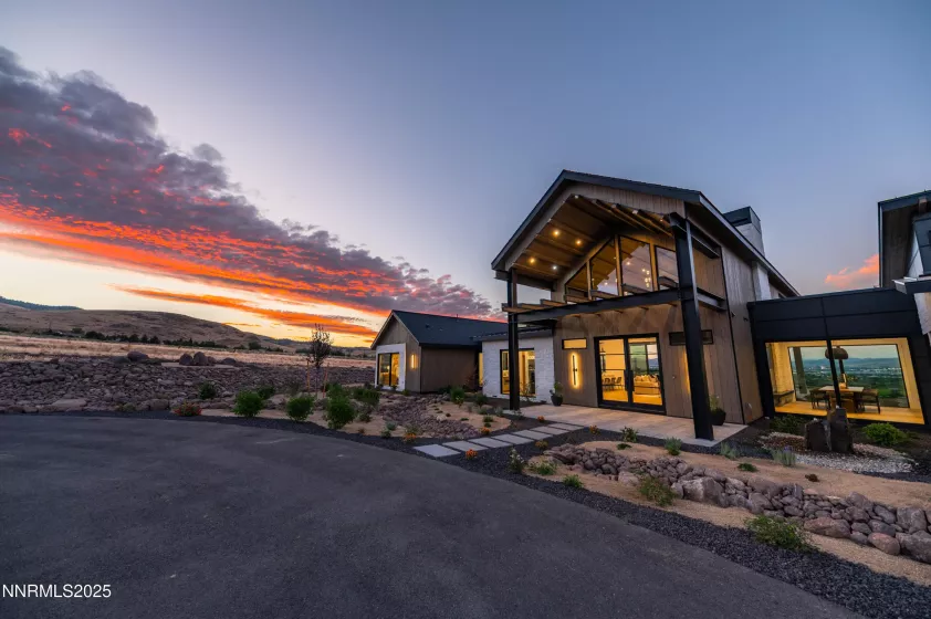 9025 Brady Ranch, Reno, Nevada 89511, 4 Bedrooms Bedrooms, ,5 BathroomsBathrooms,Residential,Residential,Brady Ranch,250054827