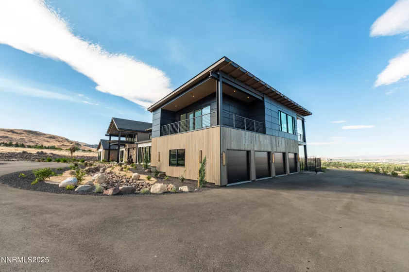 9025 Brady Ranch, Reno, Nevada 89511, 4 Bedrooms Bedrooms, ,5 BathroomsBathrooms,Residential,Residential,Brady Ranch,250054827