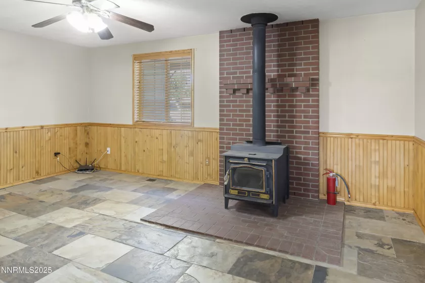 1165 Farm, Fernley, Nevada 89408, 4 Bedrooms Bedrooms, ,3 BathroomsBathrooms,Residential,Residential,Farm,250054831
