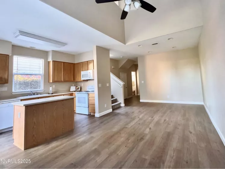 9255 Lone Wolf, Reno, Nevada 89506, 2 Bedrooms Bedrooms, ,2 BathroomsBathrooms,Residential,Residential,Lone Wolf,250054833