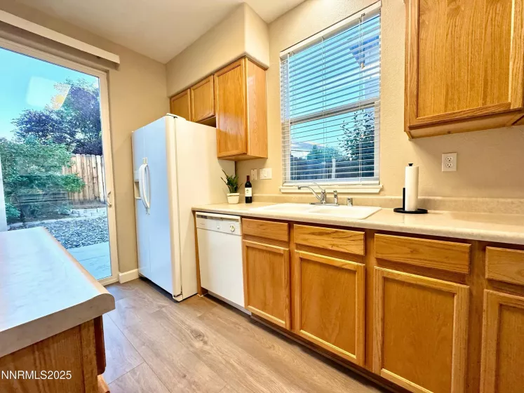 9255 Lone Wolf, Reno, Nevada 89506, 2 Bedrooms Bedrooms, ,2 BathroomsBathrooms,Residential,Residential,Lone Wolf,250054833