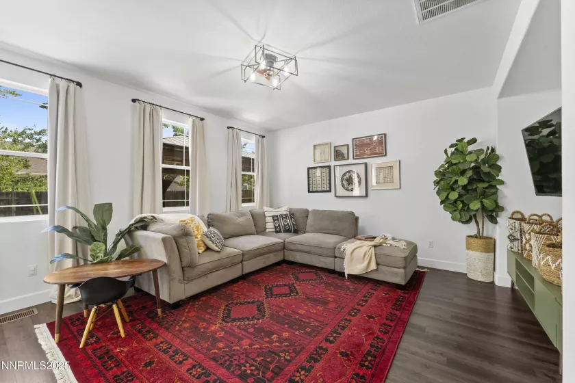 8972 Finnsech, Reno, Nevada 89506, 4 Bedrooms Bedrooms, ,3 BathroomsBathrooms,Residential,Residential,Finnsech,250054834